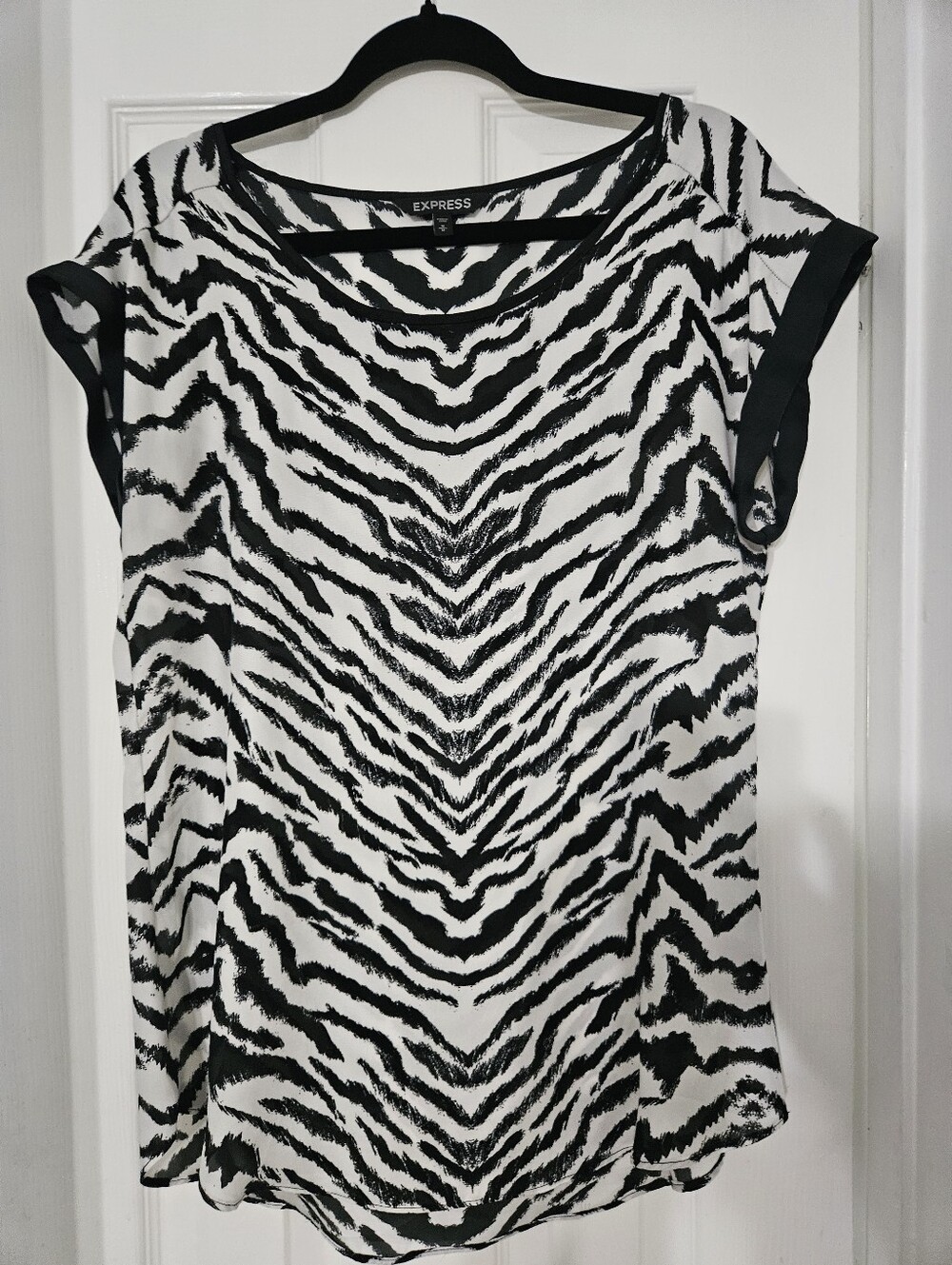 Express Zebra Print Blouse Black & White Short Sleeve